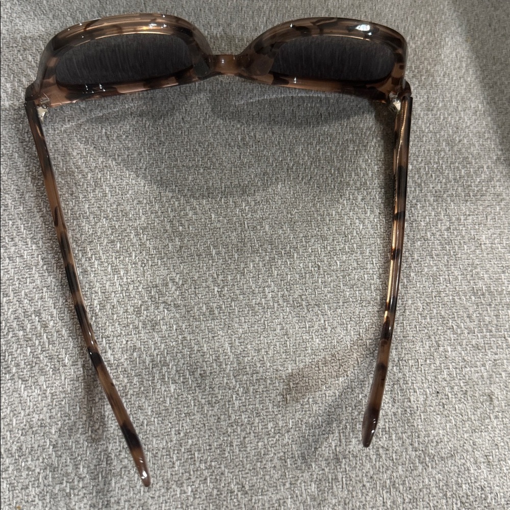 Diff Leopard Sunglasses - image 5